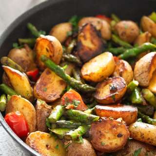 Pan-Fried Asparagus and Potatoes