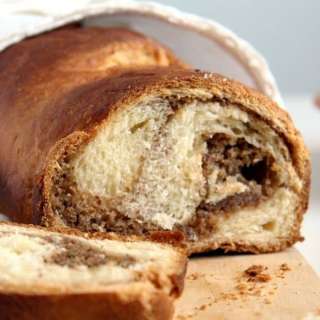 Cozonac Recipe - Romanian Walnut Roll