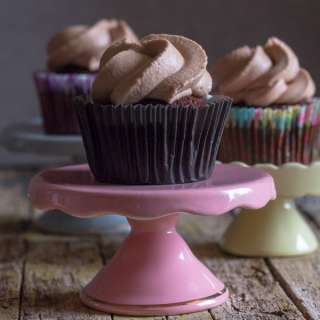 Chocolate Cupcakes with Nutella Mascarpone Frosting