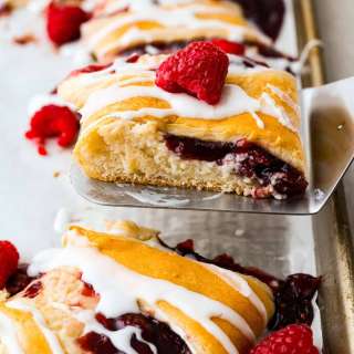 Raspberry Cheesecake Crescent Ring