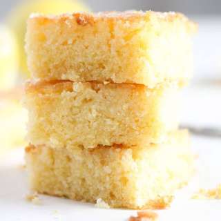 Lemon Drizzle Traybake