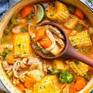 Caldo de Pollo