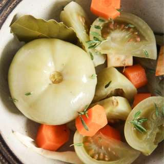 Romanian Green Tomato Pickles