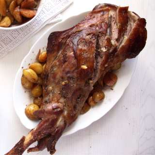 Roasted Leg of Lamb in White Wine