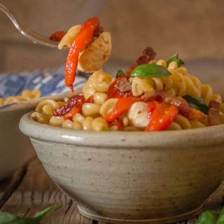 Roasted Red Pepper Pasta Salad