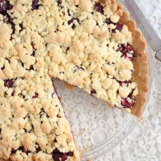 Cherry Crumb Pie