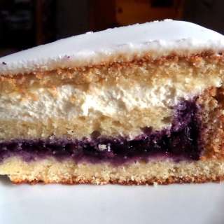 How To Fill A Fondant Cake