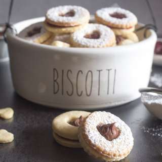 Occhio di Bue / Italian Sandwich Cookies