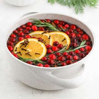Christmas Potpourri Stove Top