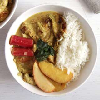 Rhubarb Chicken Curry