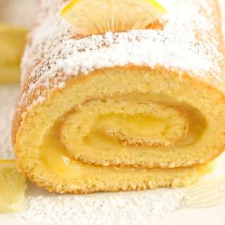 The Best Lemon Roll Cake