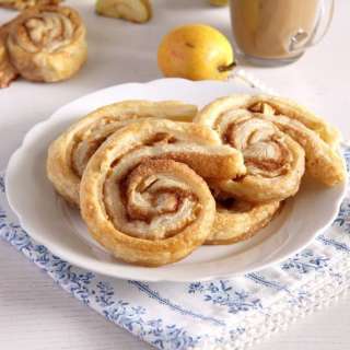 Apple Puff Pastry Rolls