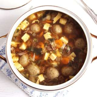 German Beef and Dumpling Soup