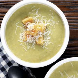 Homemade Creamy Broccoli Soup