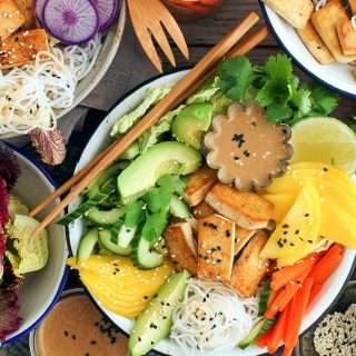Quick, No-Cook Peanut Sauce