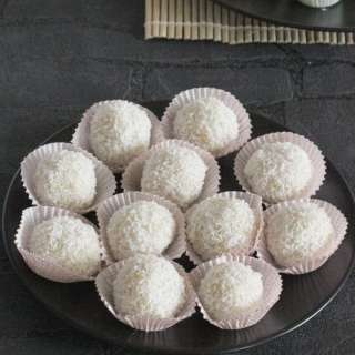 Lo Mai Chi - Nuo Mi Chi (Glutinous Rice Balls)