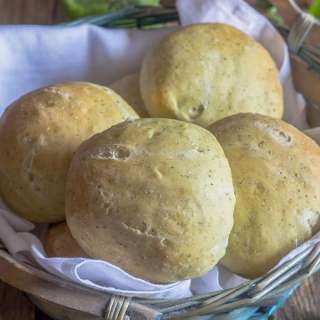 Homemade Pesto Dinner Rolls