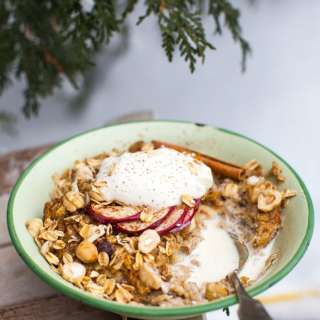Apple Pie Baked Oatmeal