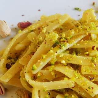 Pasta with Pistachio Pesto