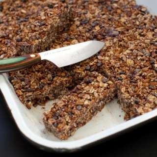 Chocolate-Oat Cereal Bars