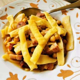 Fried Sagne Pasta with Chickpeas