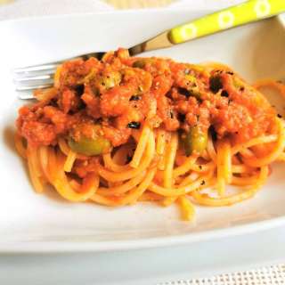 Olive and tuna spaghetti all'Ascolana recipe from Marche