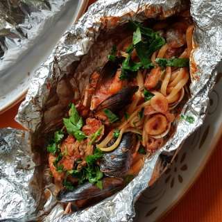 Seafood Linguine al Cartoccio (in foil)