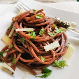 Drunken Spaghetti Red Wine Pasta (spaghetti all'ubriaco)
