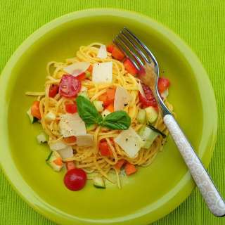 Summer tagliolini pasta recipe with marinated raw vegetables