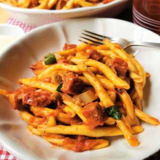 Spicy Sausage Pasta (Fileja alla Silana)
