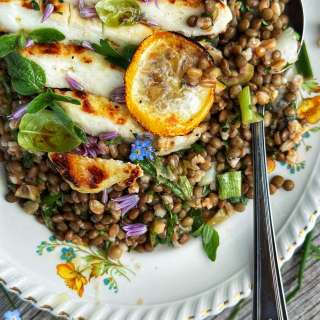 Mediterranean Lentil Salad with Grilled Halloumi