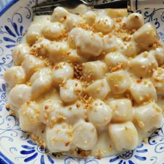 Gnocchi with Castelmagno cheese recipe from Piemonte Italy.