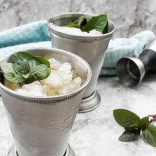 How to Make a Mint Julep
