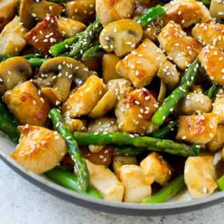 Easy Chicken Asparagus Stir Fry
