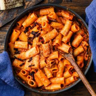 Pasta alla Zozzona