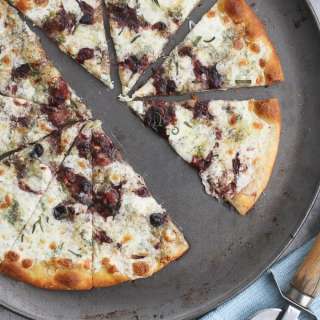 Gorgonzola Pizza with Jam Drizzle