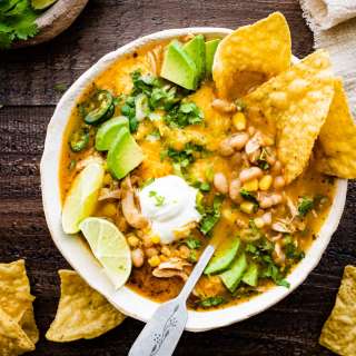 Healthy White Chicken Chili (Crockpot or Stovetop)