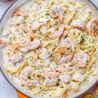 Easy Shrimp Fettuccine Alfredo