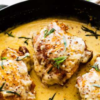 Chicken Thighs with Creamy Mustard Sauce Recipe
