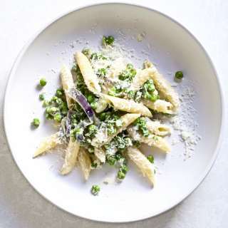 Penne Pasta and Peas Recipe with Mascarpone Cheese