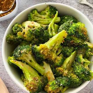 Air Fryer Broccoli w/ Oil Free Option