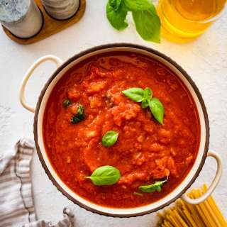 Italian Tomato Sauce Recipe (Sugo Al Pomodoro)