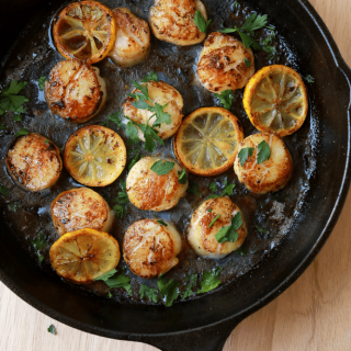Seared Scallops in Lemon Butter