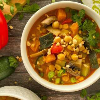 Instant Pot Peanut Soup w/ Chickpeas