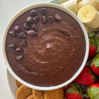 Dark Chocolate Hummus [Tastes Like Brownie Batter]