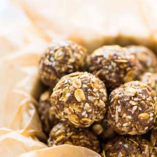 Ginger Cookie Healthy Energy Balls