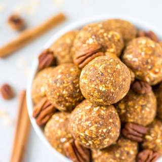No Bake Pumpkin Energy Balls
