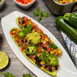 Mexican Vegan Zucchini Boats [Low Calorie Recipe]