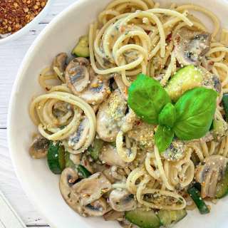 Easy Mushroom Zucchini Pasta