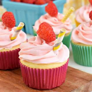 Raspberry Lemonade Cupcakes